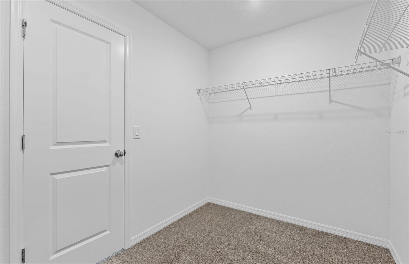 1277 Lakeridge Way Property Photo 16