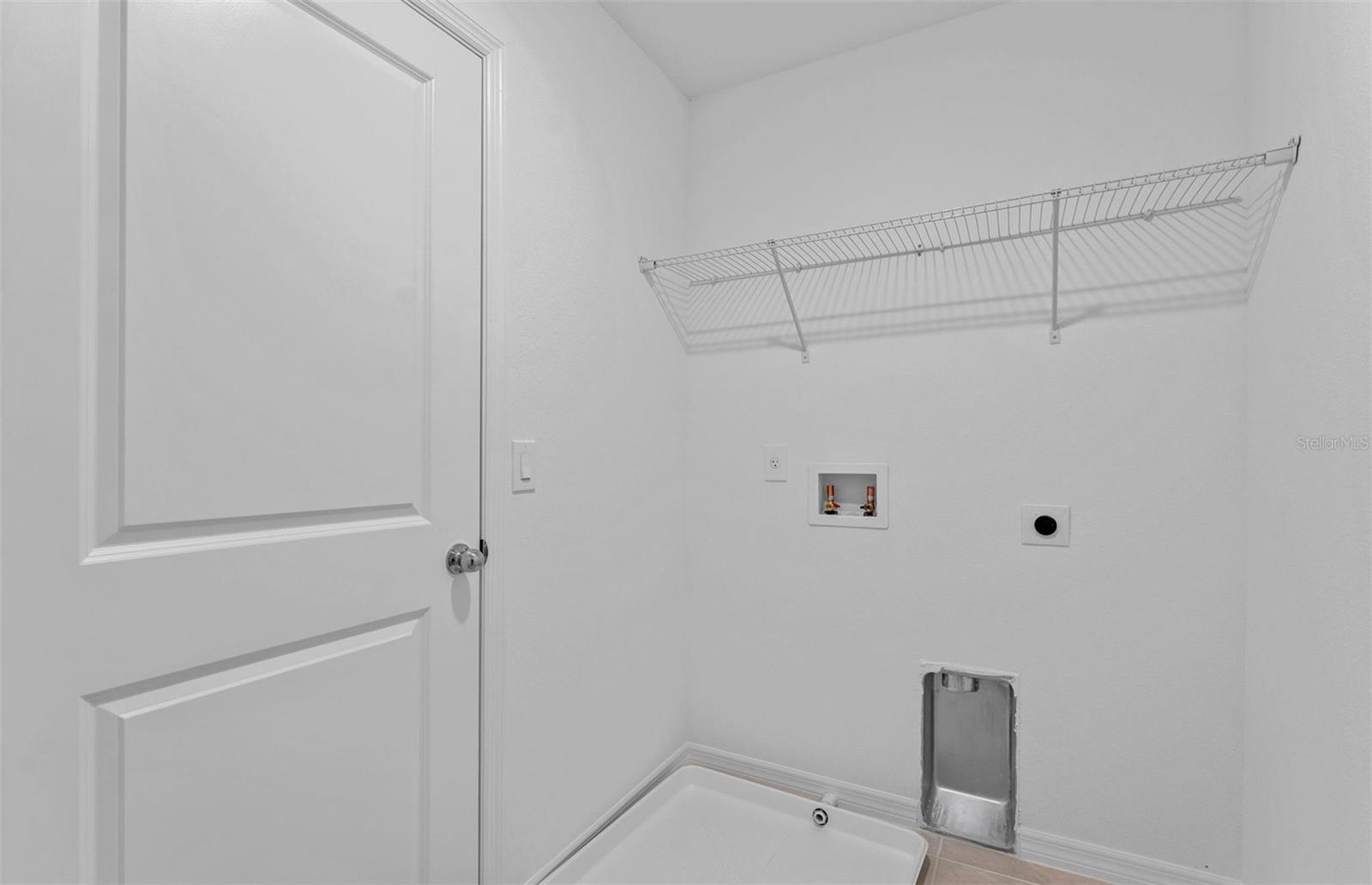 1277 Lakeridge Way Property Photo 21