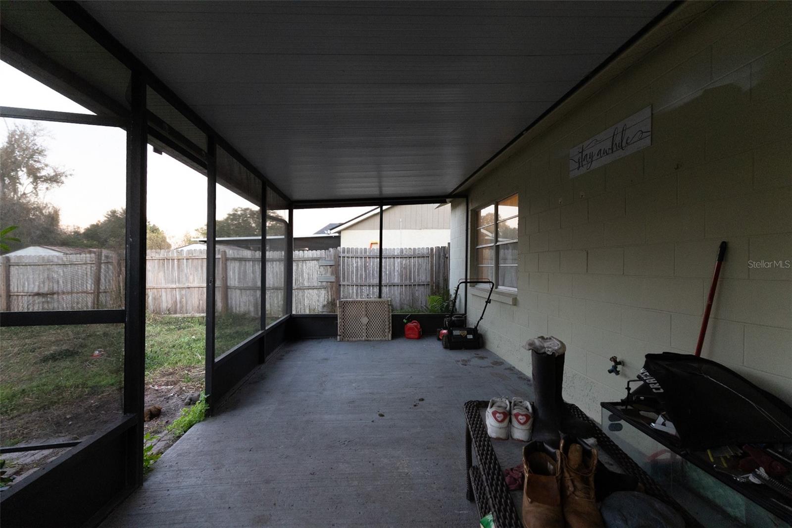 4610 N Country Hills Ct Property Photo 5