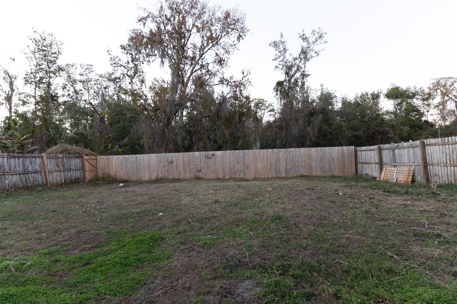 4610 N Country Hills Ct Property Photo 6