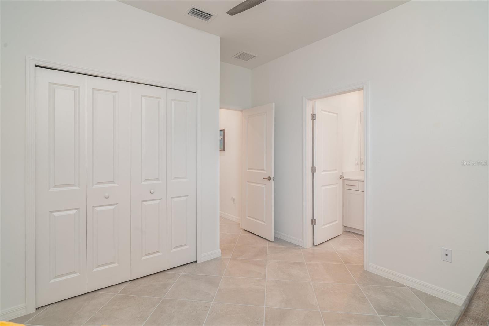 11360 Burgundy Dr Property Photo 24