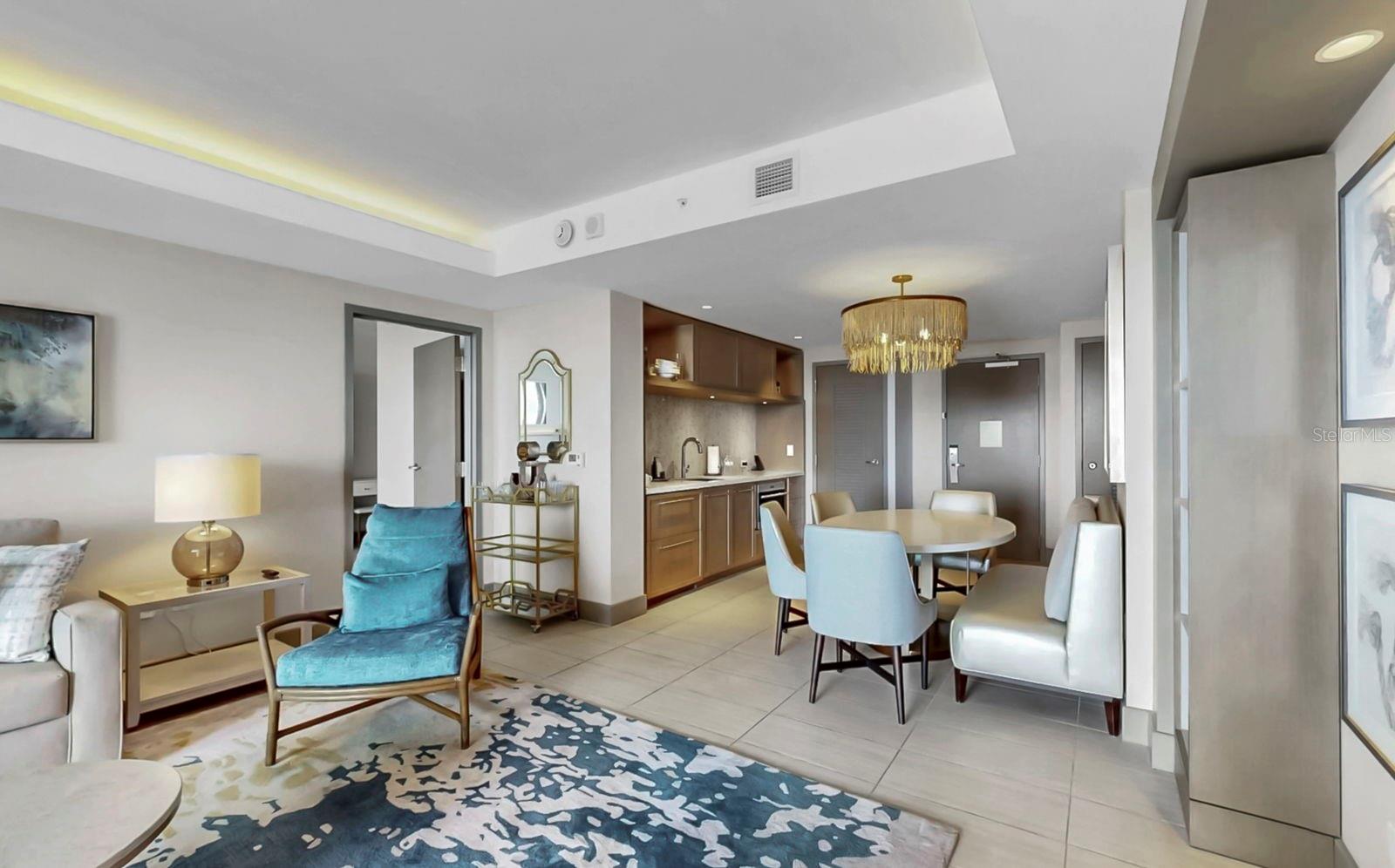 691 S Gulfview Blvd #1410 Property Photo 17