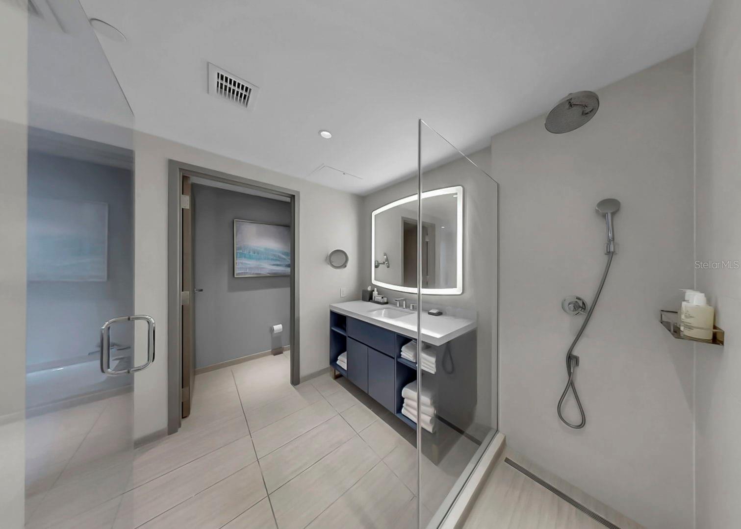 691 S Gulfview Blvd #1410 Property Photo 31