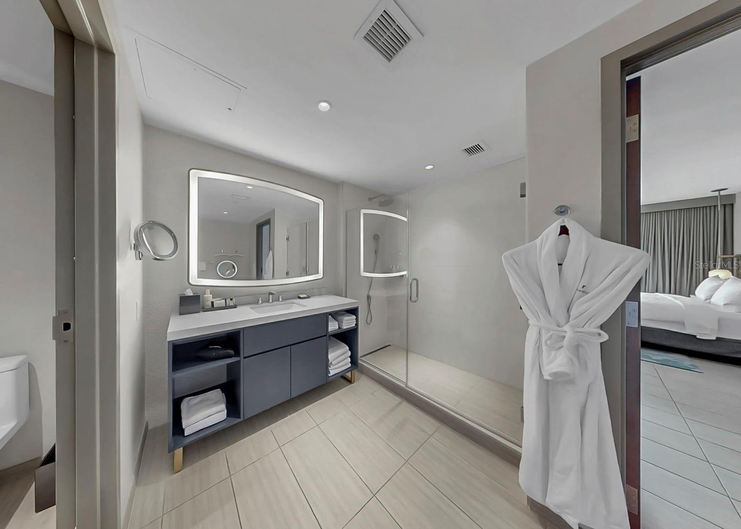 691 S Gulfview Blvd #1410 Property Photo 35