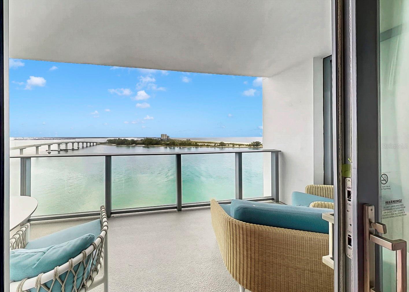 691 S Gulfview Blvd #1410 Property Photo 42