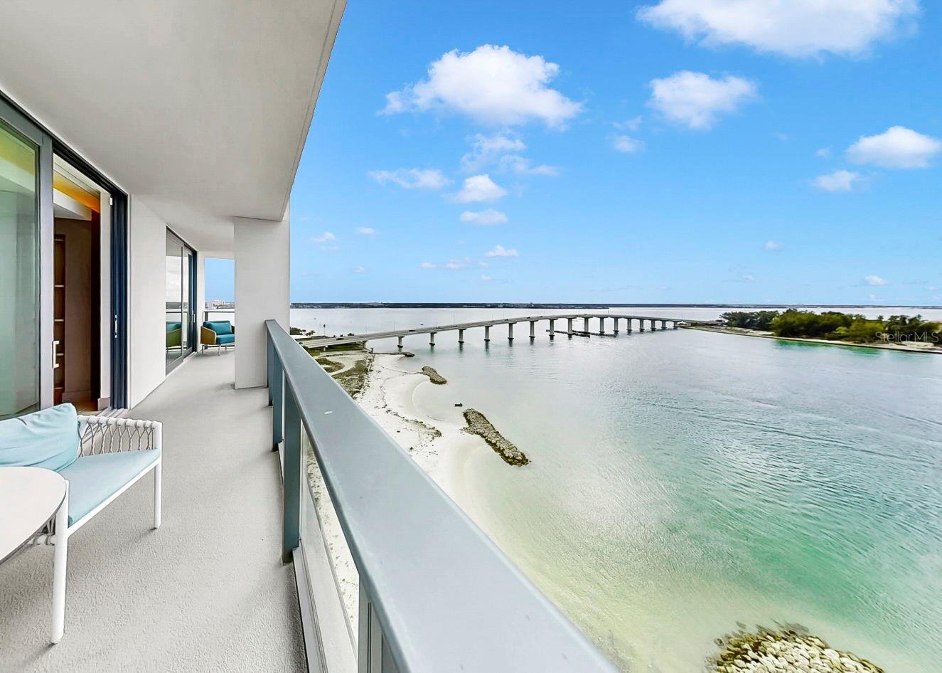 691 S Gulfview Blvd #1410 Property Photo 55