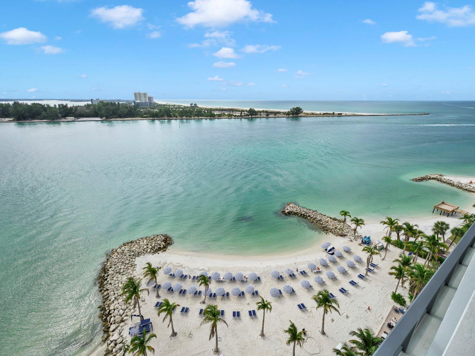 691 S Gulfview Blvd #1410 Property Photo 56