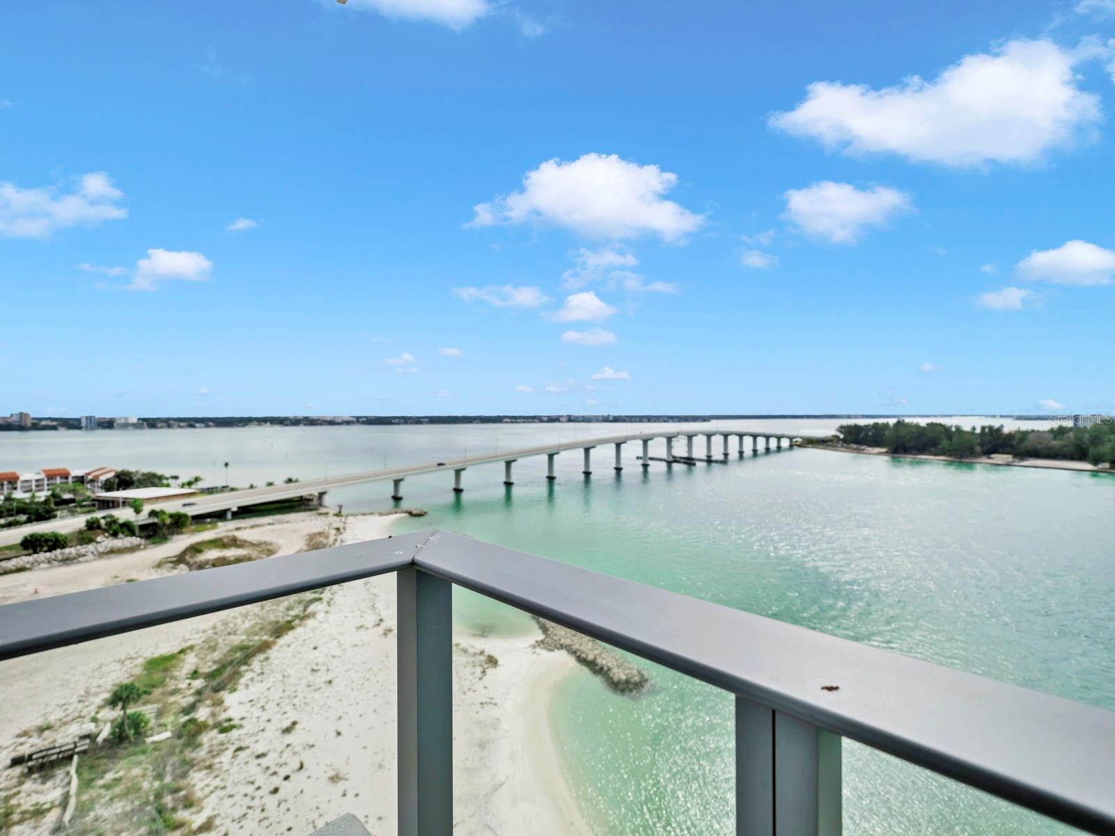691 S Gulfview Blvd #1410 Property Photo 60