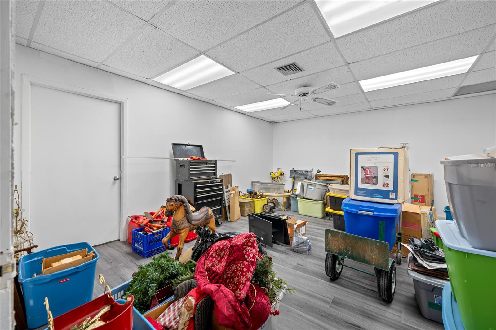 TB8462326 Property Photo 51