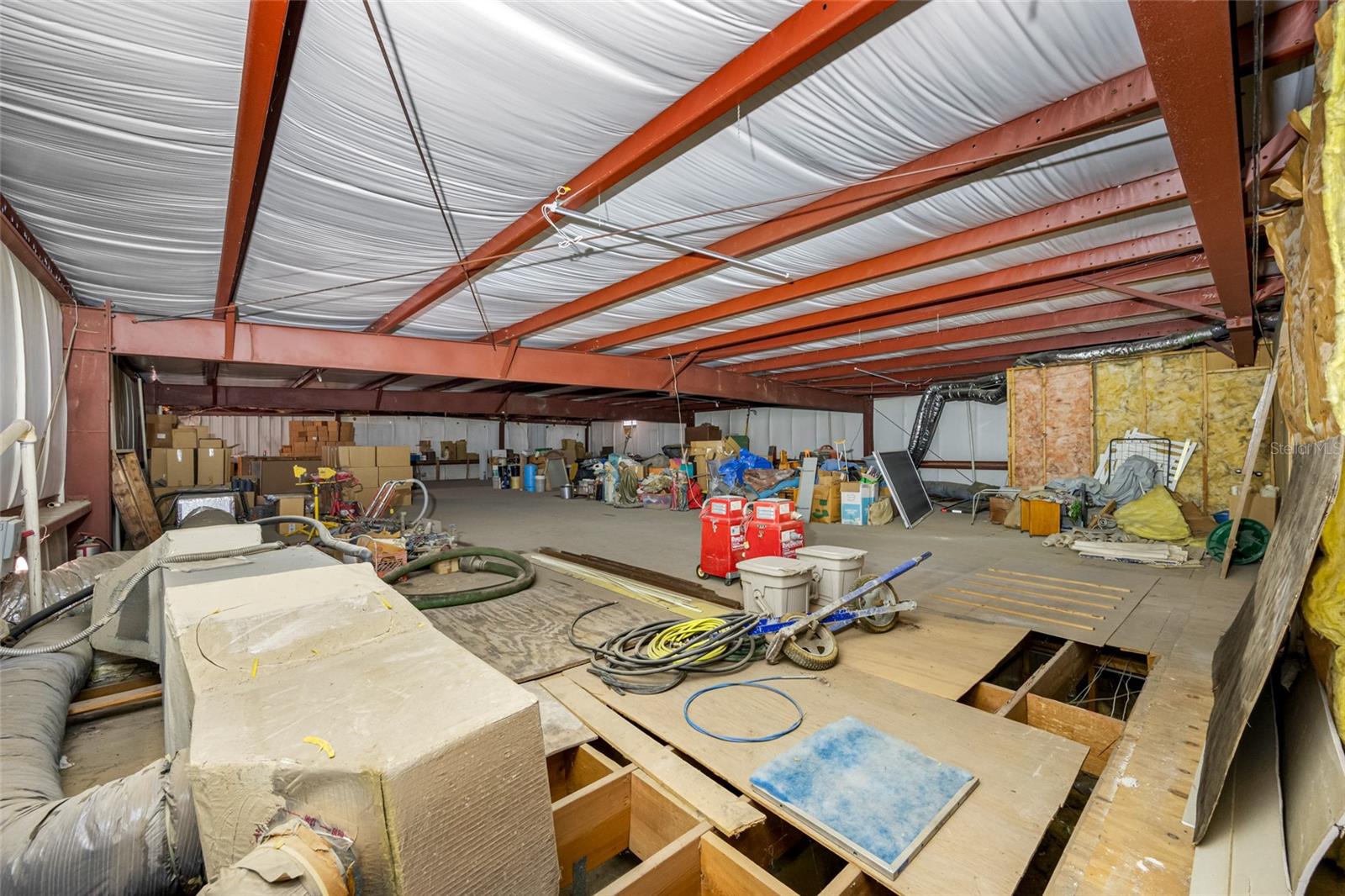 TB8462326 Property Photo 66
