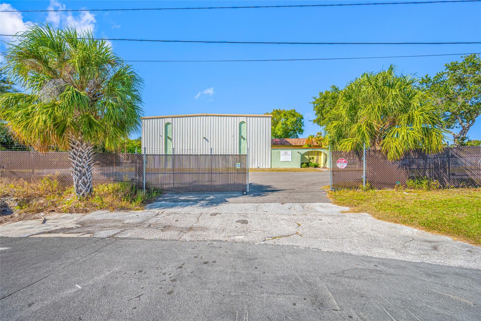 TB8462326 Property Photo 71
