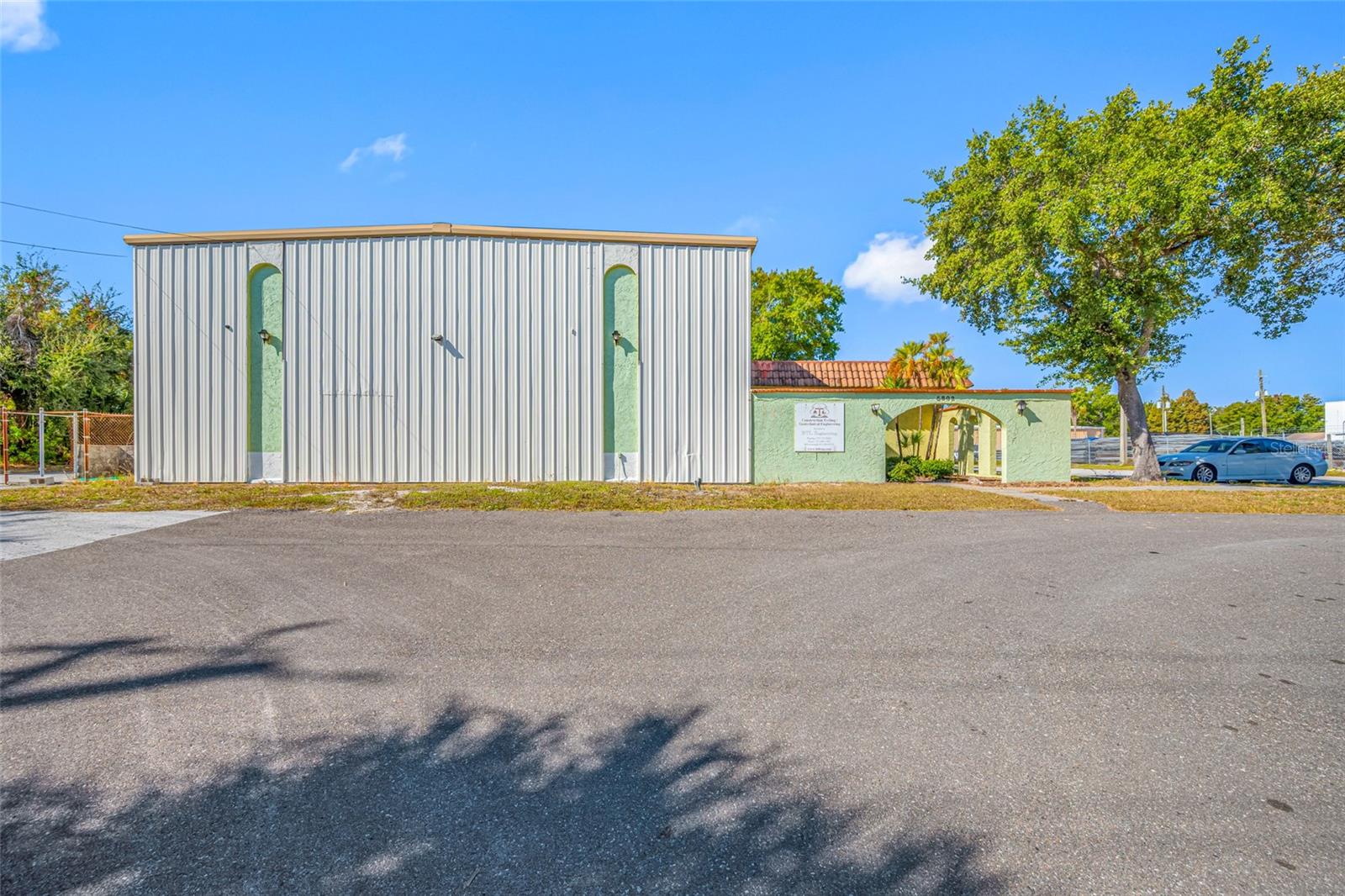 TB8462326 Property Photo 72