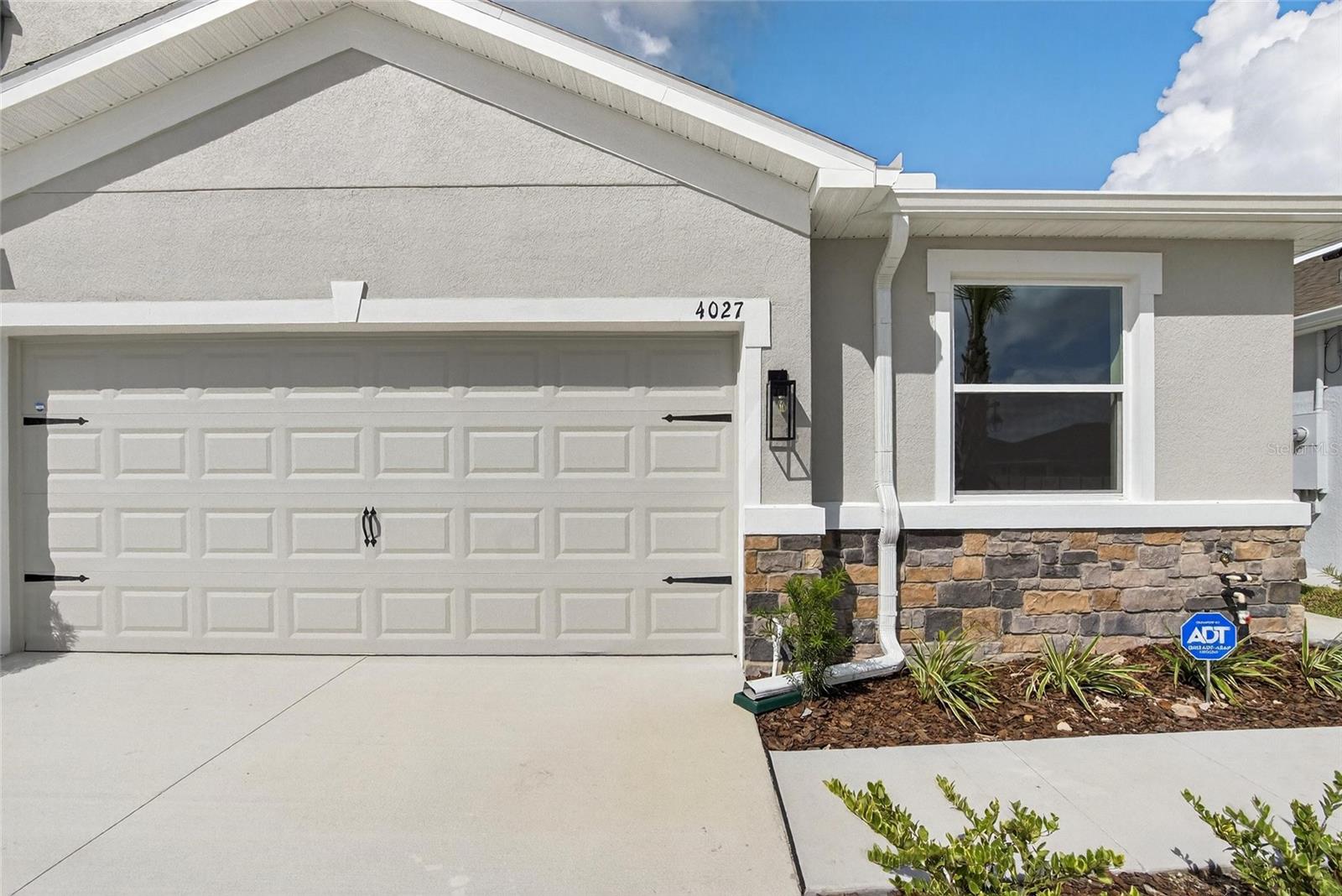 4027 Westwood Fields Loop Property Photo 4
