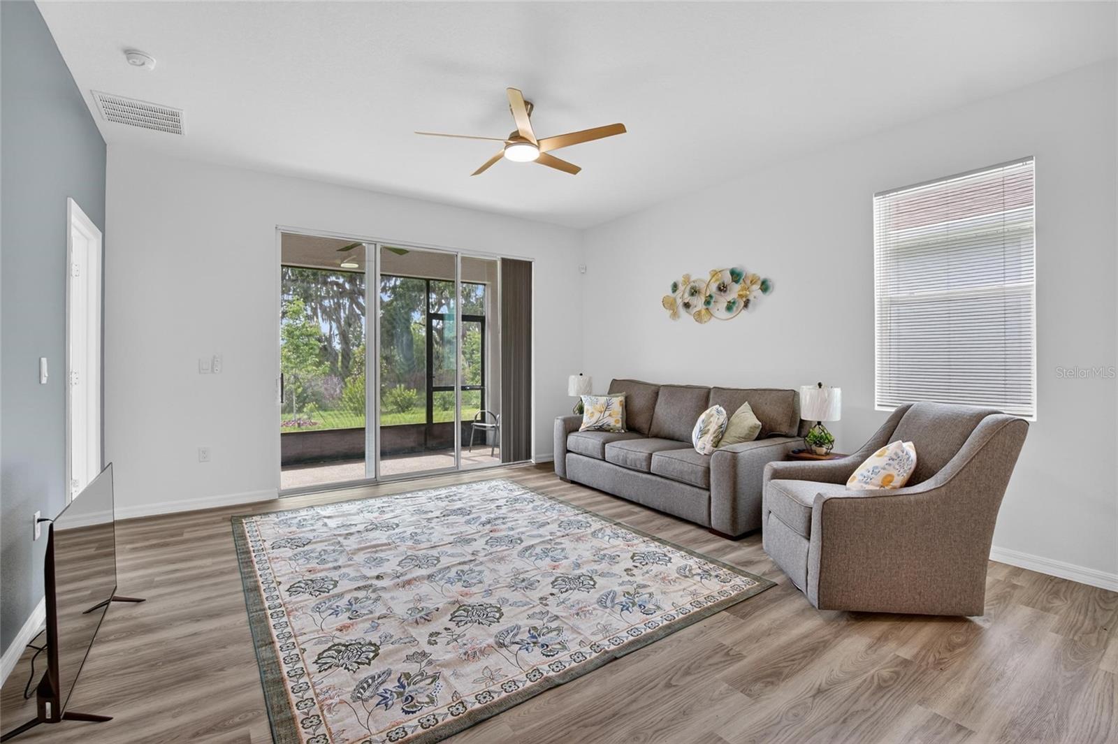4027 Westwood Fields Loop Property Photo 7