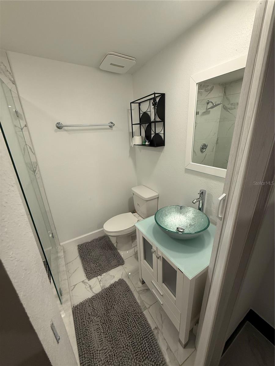 7018 N Hale Ave Property Photo 29