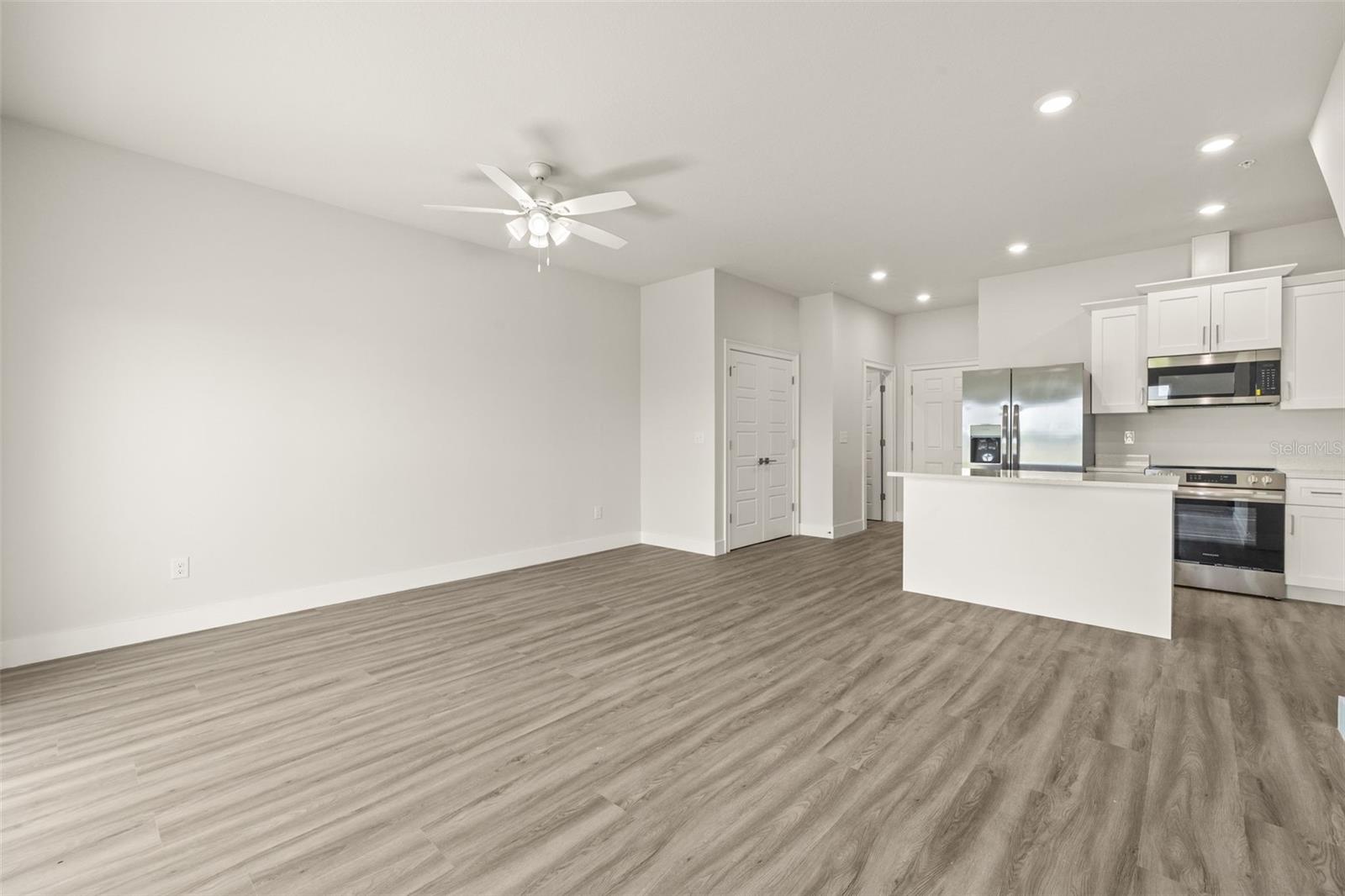 14985 Sunset Eve Loop Property Photo 8