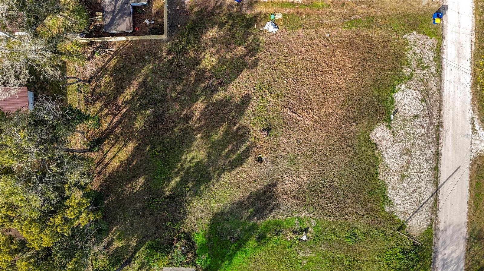 38548 Calumet Ave Property Photo 3