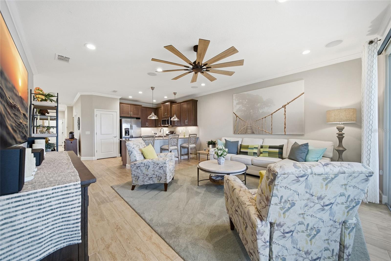 4717 Avila Lakes Dr Property Photo 8