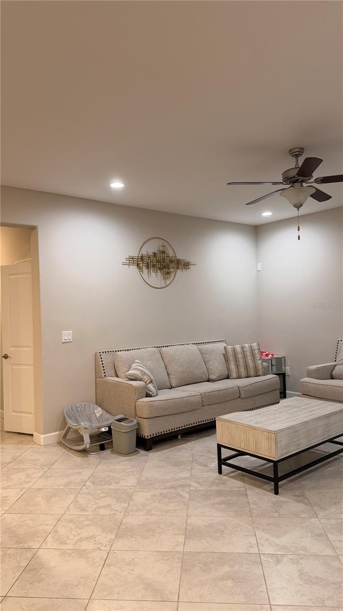 9909 Victory Gallop Loop Property Photo 7