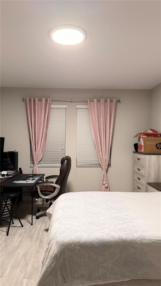 9909 Victory Gallop Loop Property Photo 10