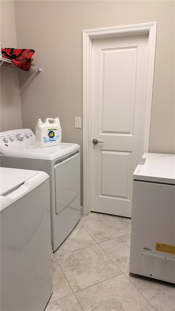 9909 Victory Gallop Loop Property Photo 16