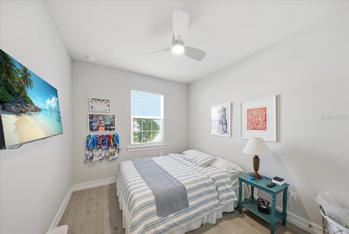 1074 Enbrook Loop Property Photo 11