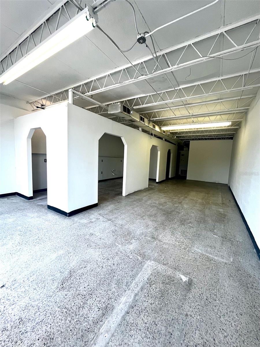 6024 Seminole Blvd Property Photo 4