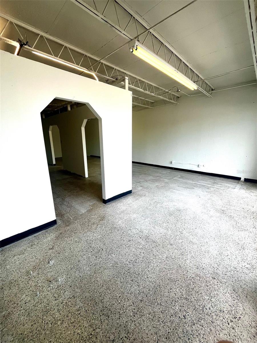 6024 Seminole Blvd Property Photo 6