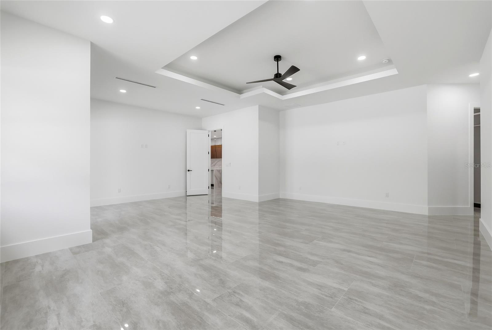 6802 E Creek Dr Property Photo 33