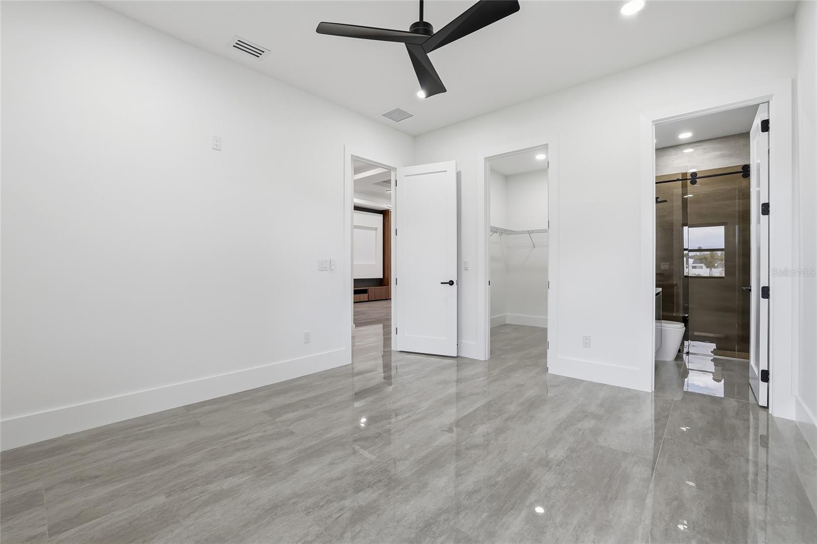 6802 E Creek Dr Property Photo 48