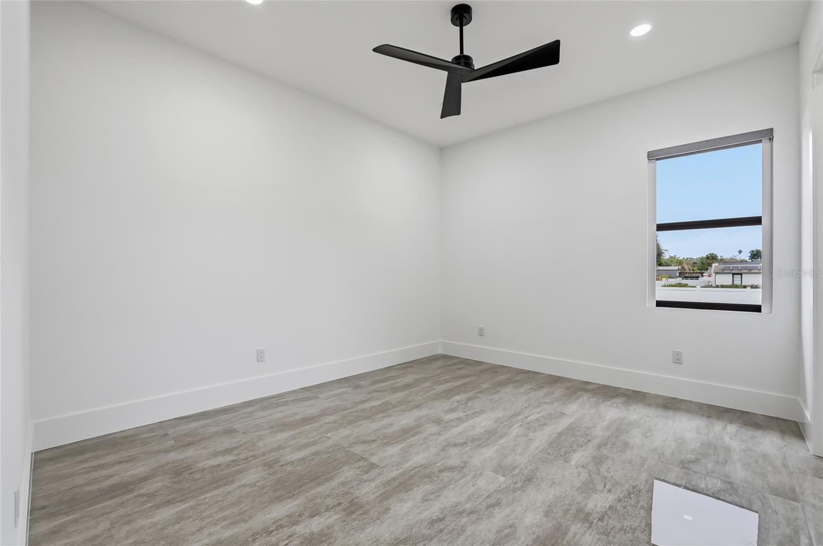 6802 E Creek Dr Property Photo 52