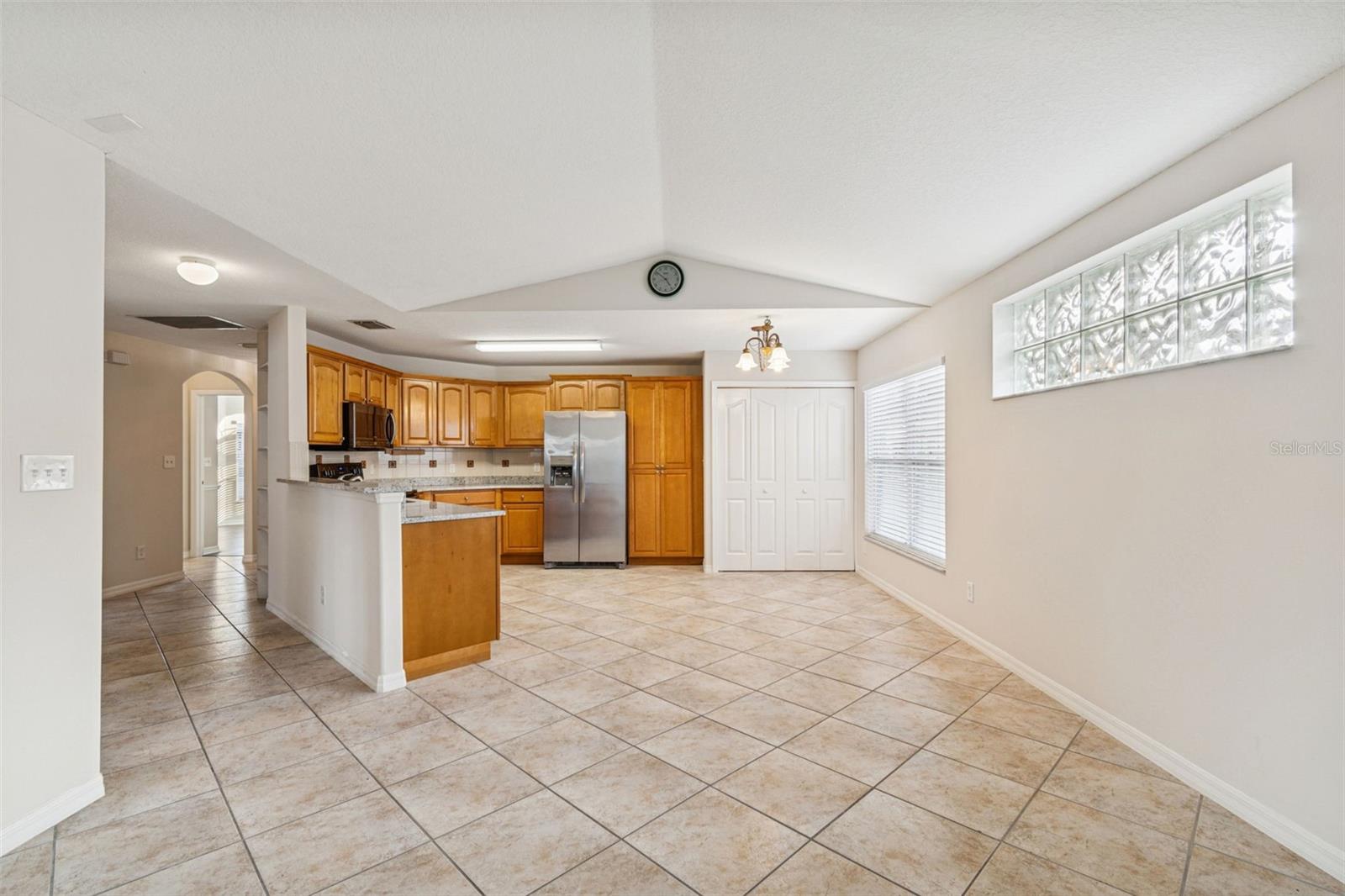 2515 W Leroy St Property Photo 10
