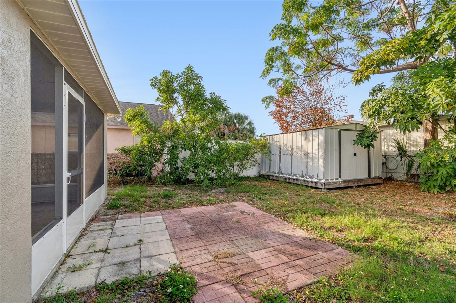 2515 W Leroy St Property Photo 42