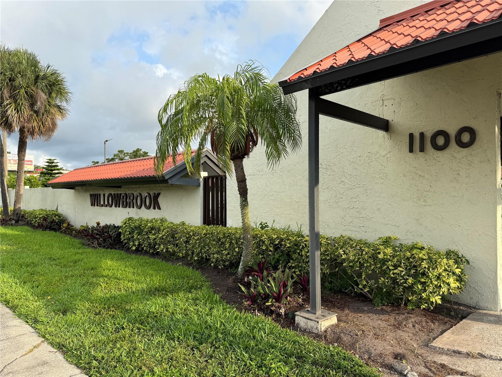 1100 E Bay Dr #35 Property Photo 1