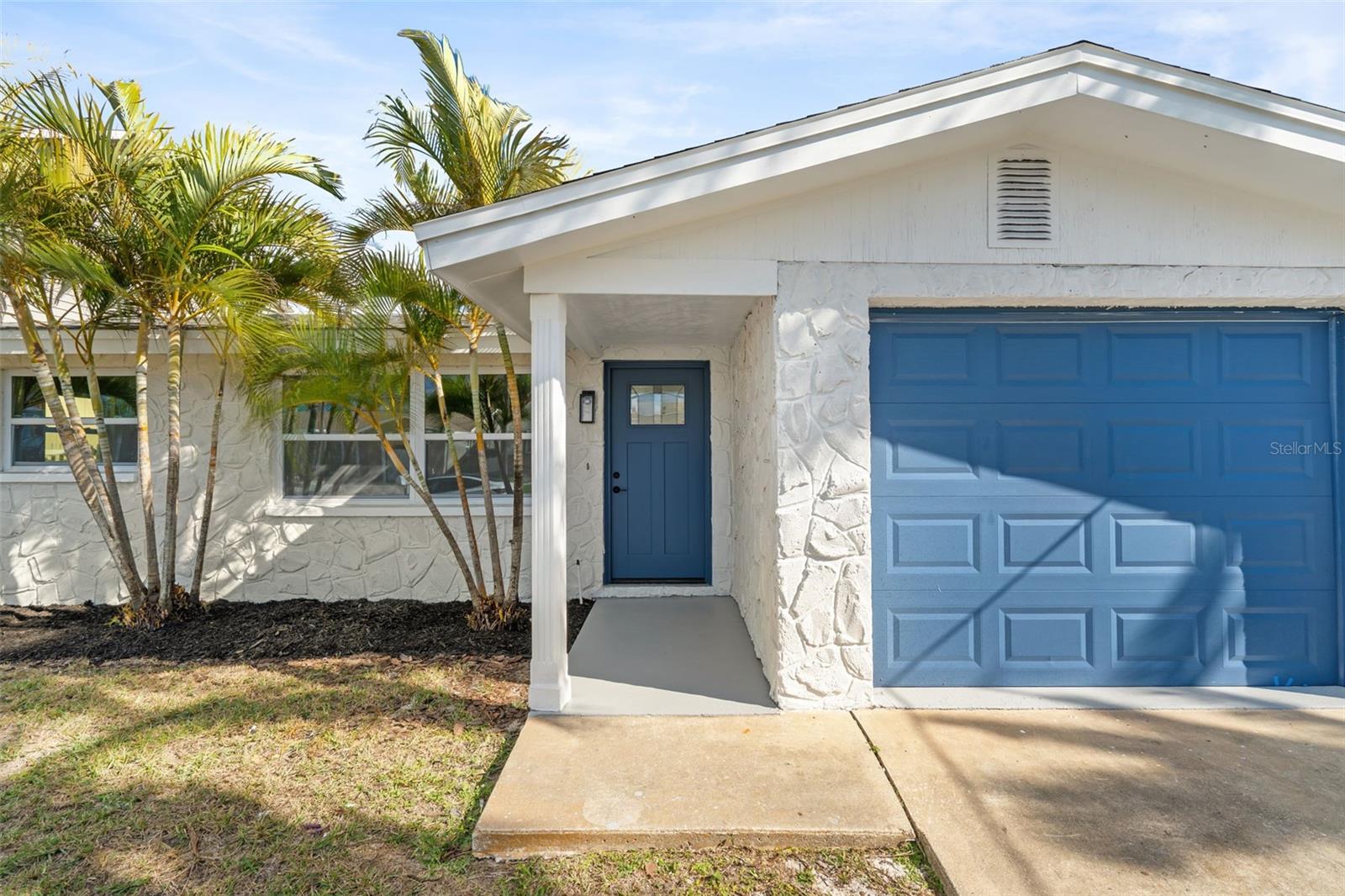 13804 VICTOR AVE Property Photo 1