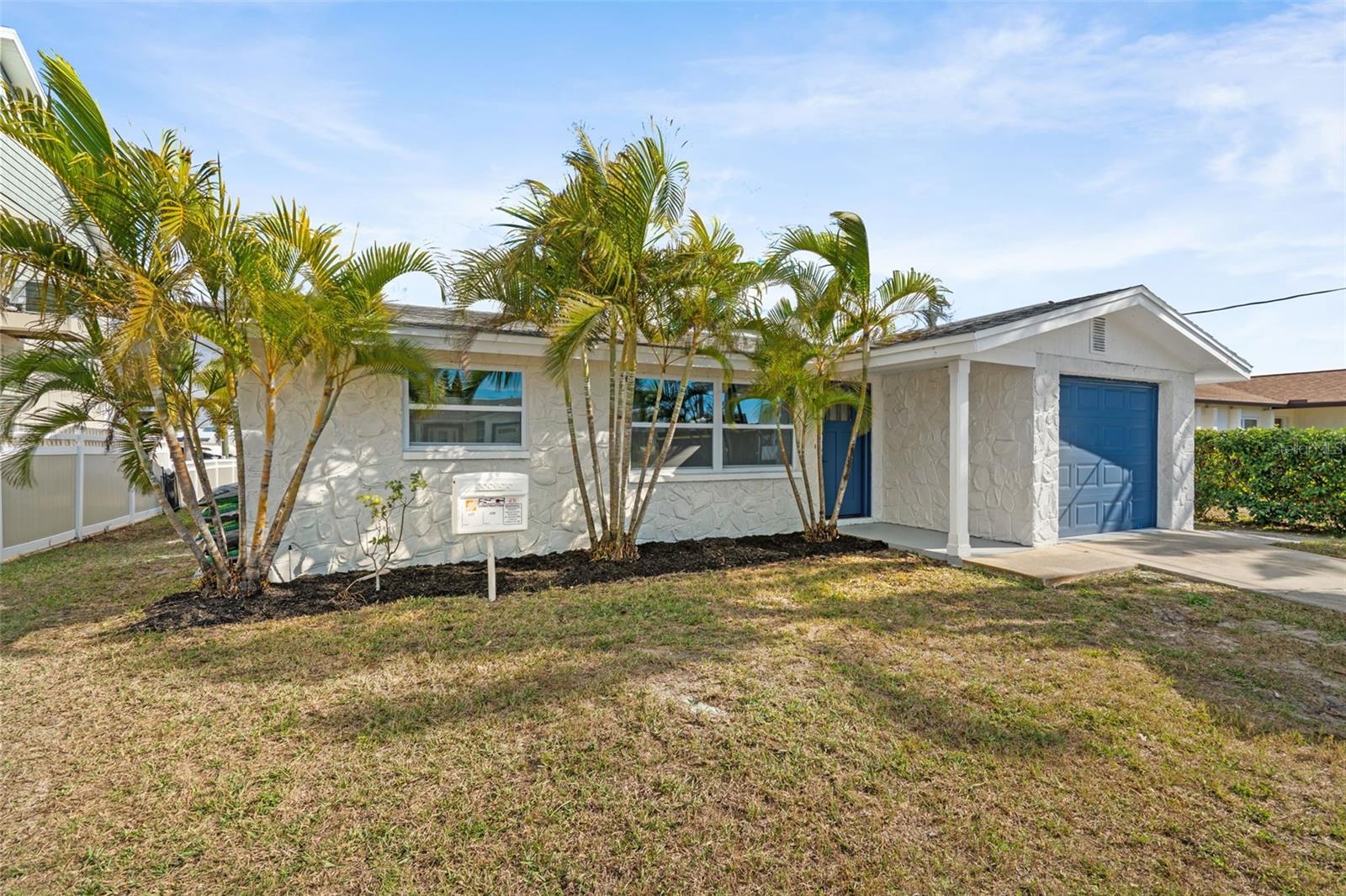 13804 Victor Ave Property Photo 2