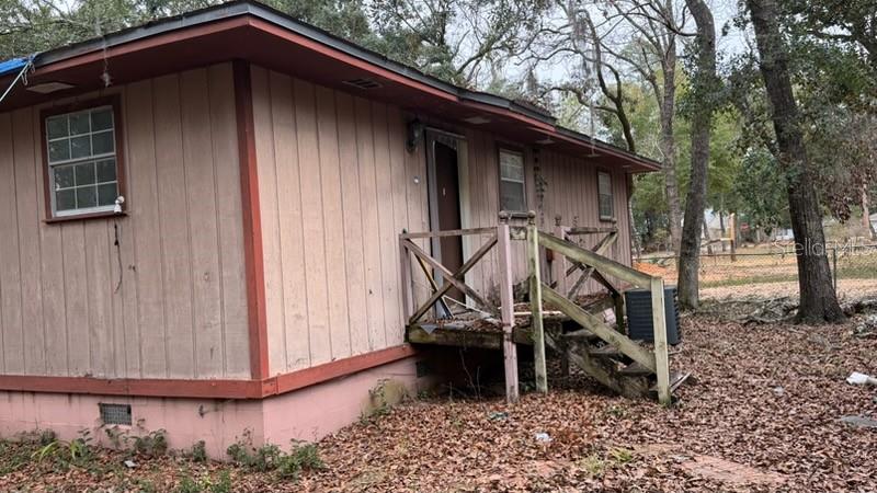 7415 Bernadette Dr Property Photo 2