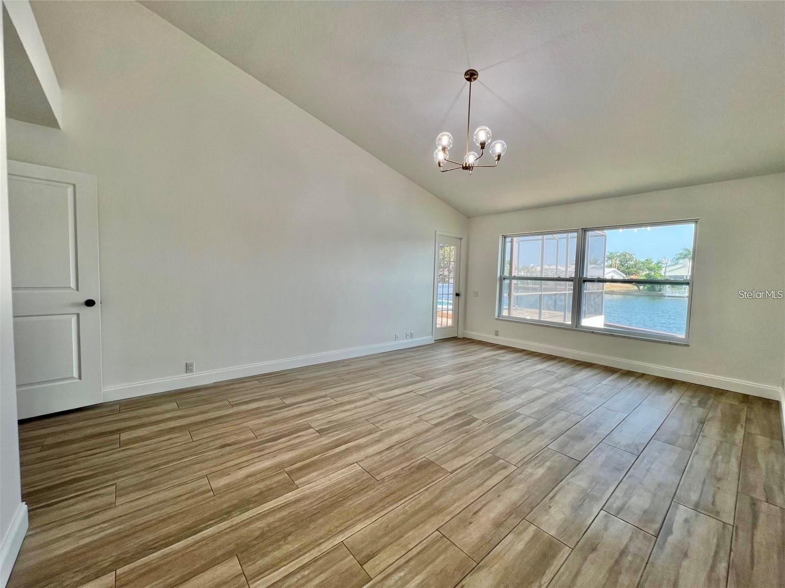 4804 Longwater Way Property Photo 34