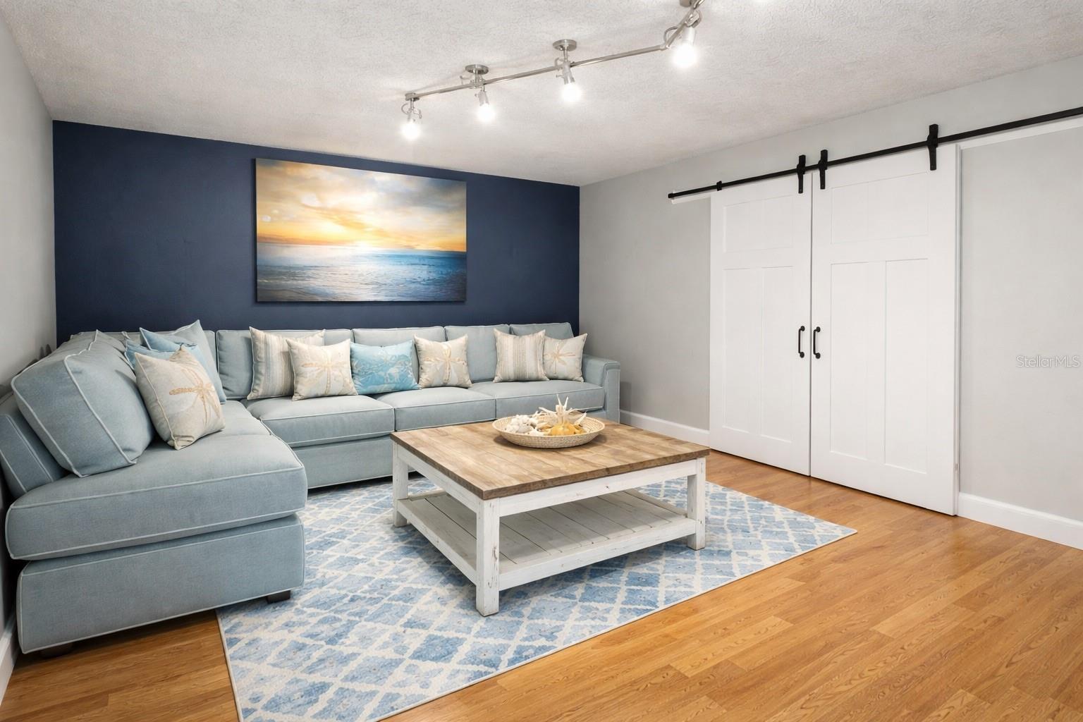 TB8463268 Property Photo 13