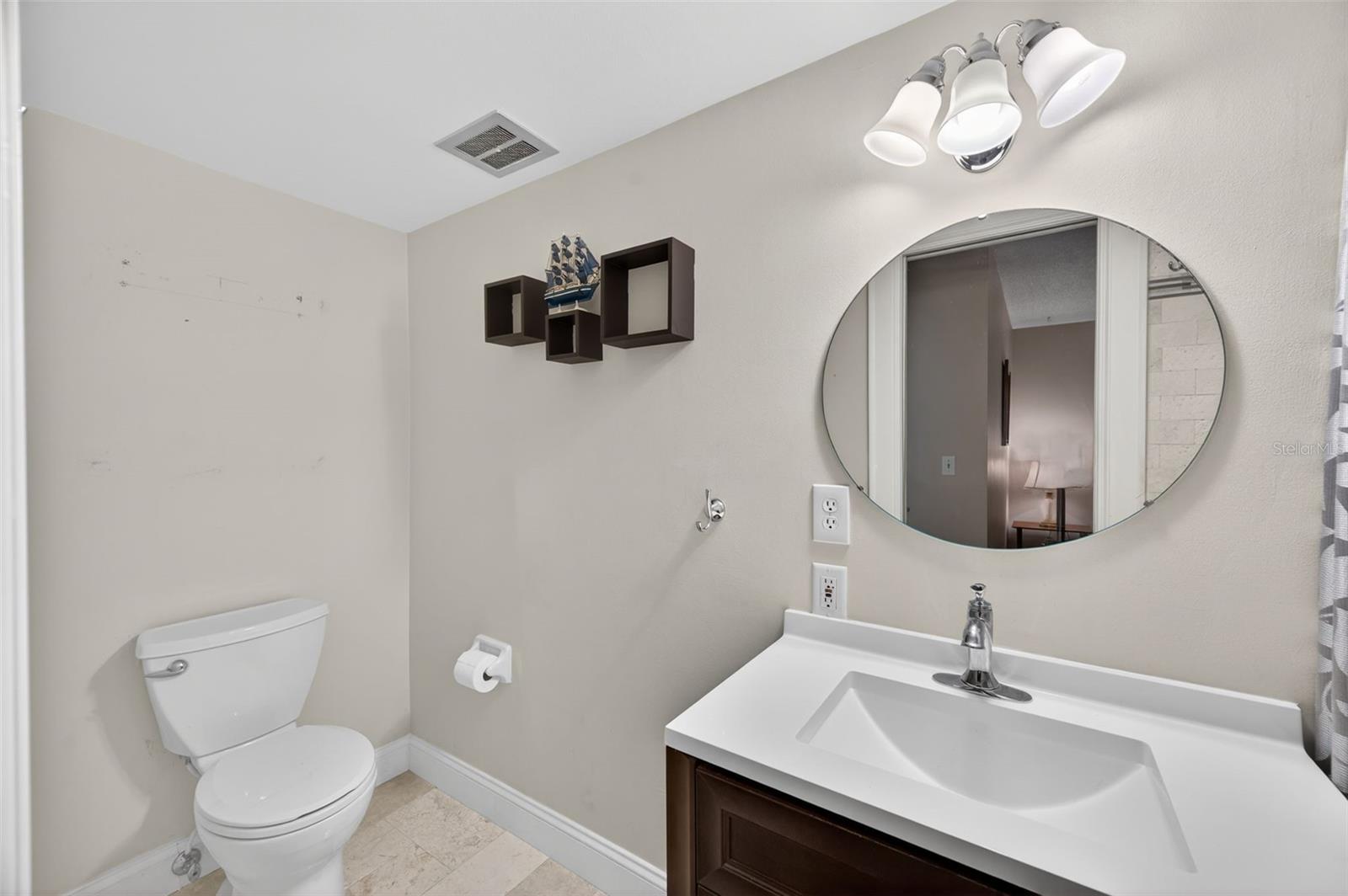131 Bluff View Dr #403 Property Photo 21