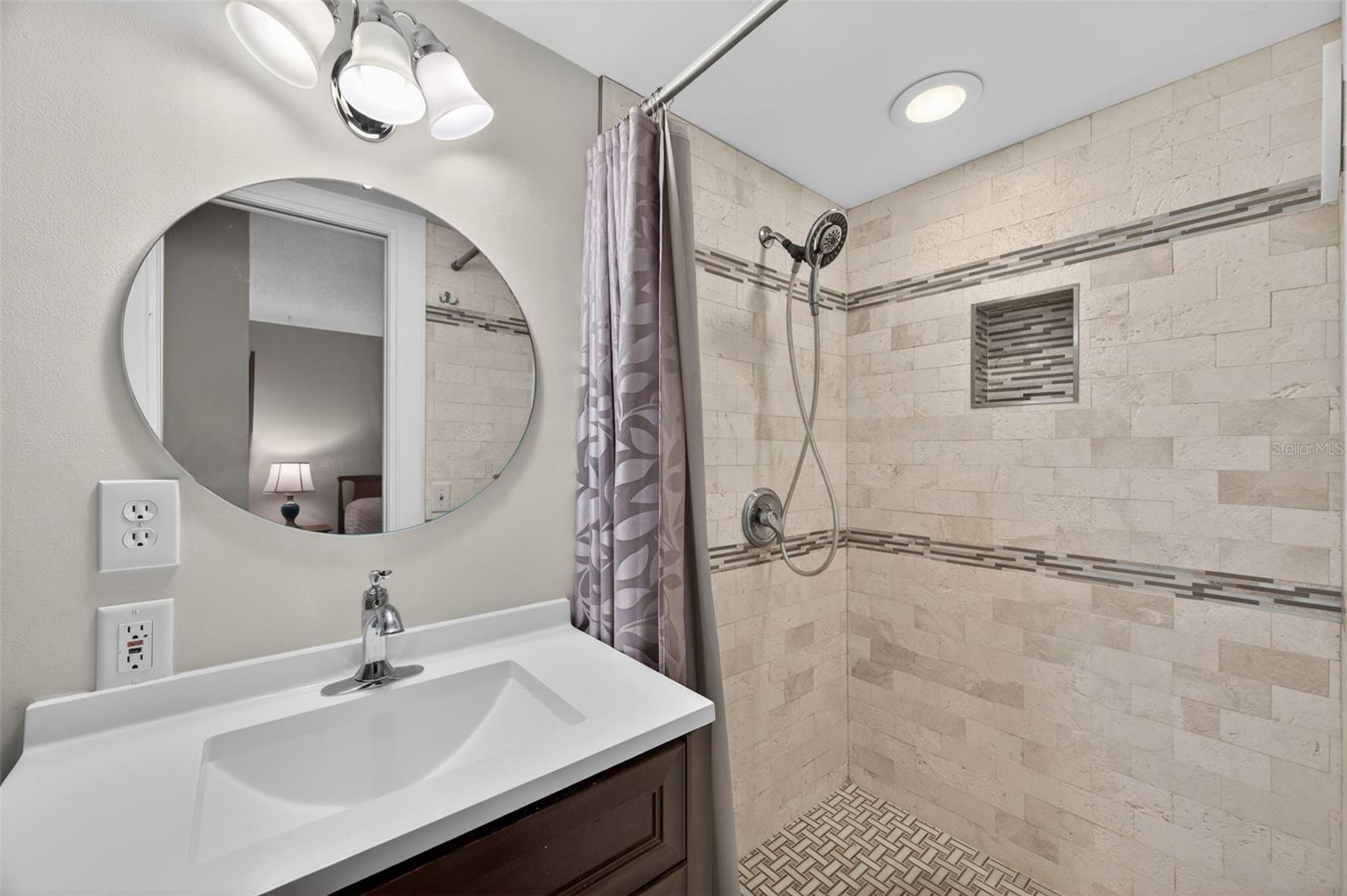 131 Bluff View Dr #403 Property Photo 22