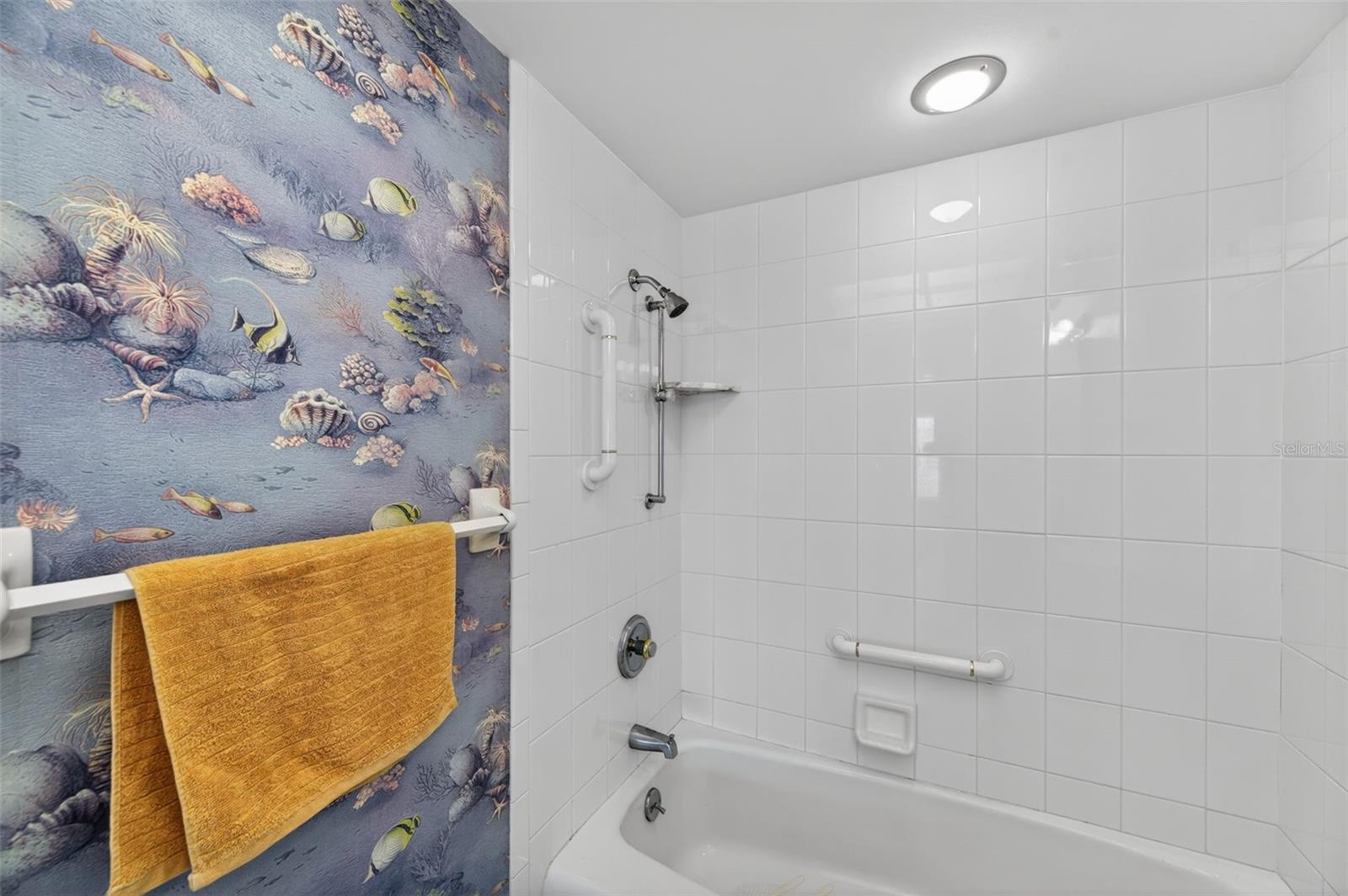 131 Bluff View Dr #403 Property Photo 26