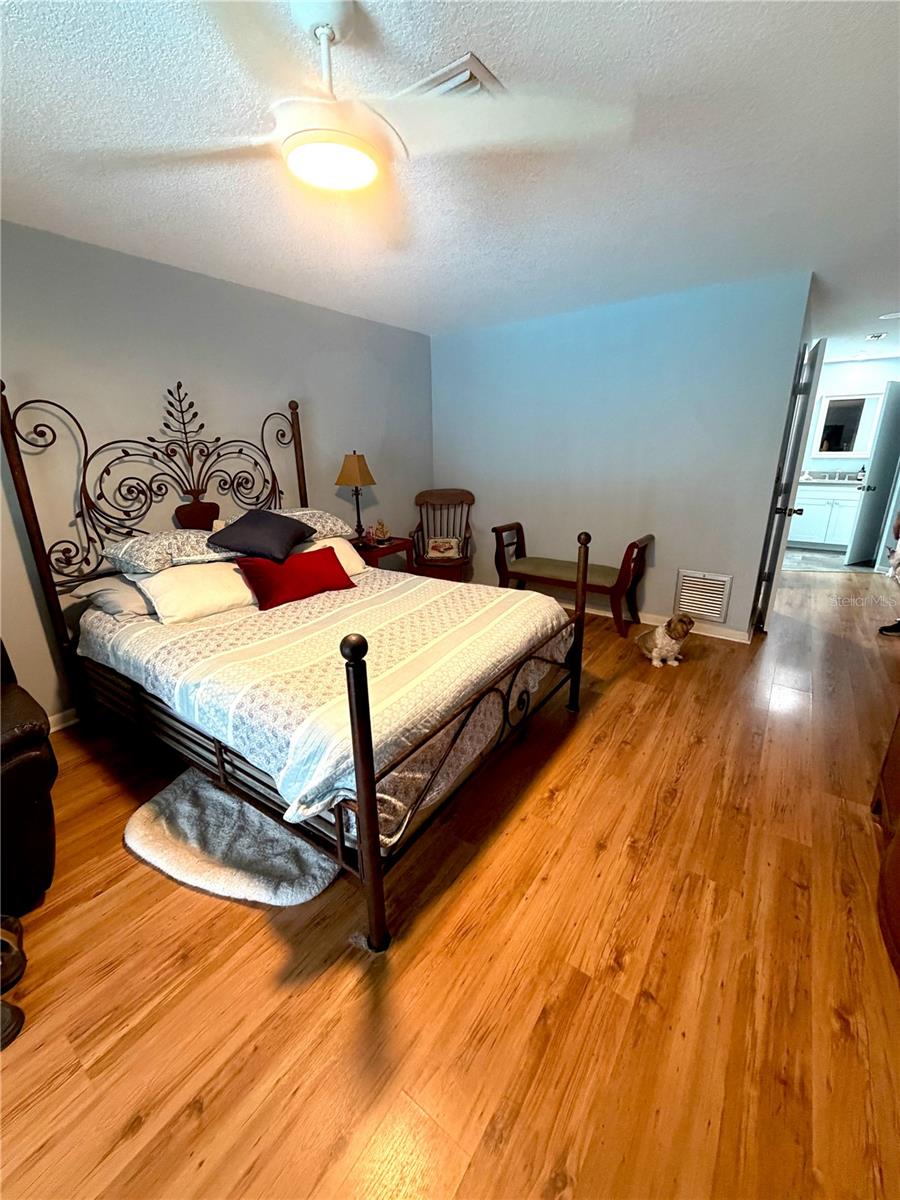 2215 Toniwood Ln Property Photo 24