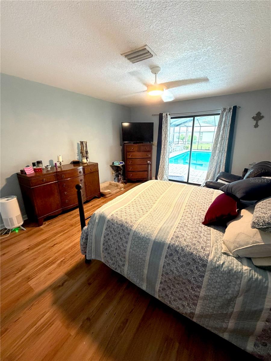 2215 Toniwood Ln Property Photo 25