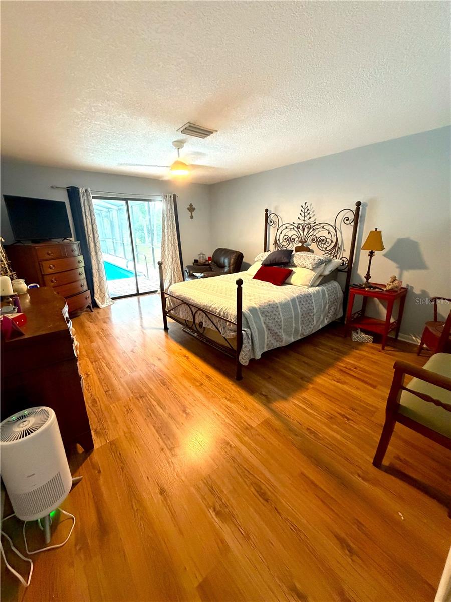 2215 Toniwood Ln Property Photo 26