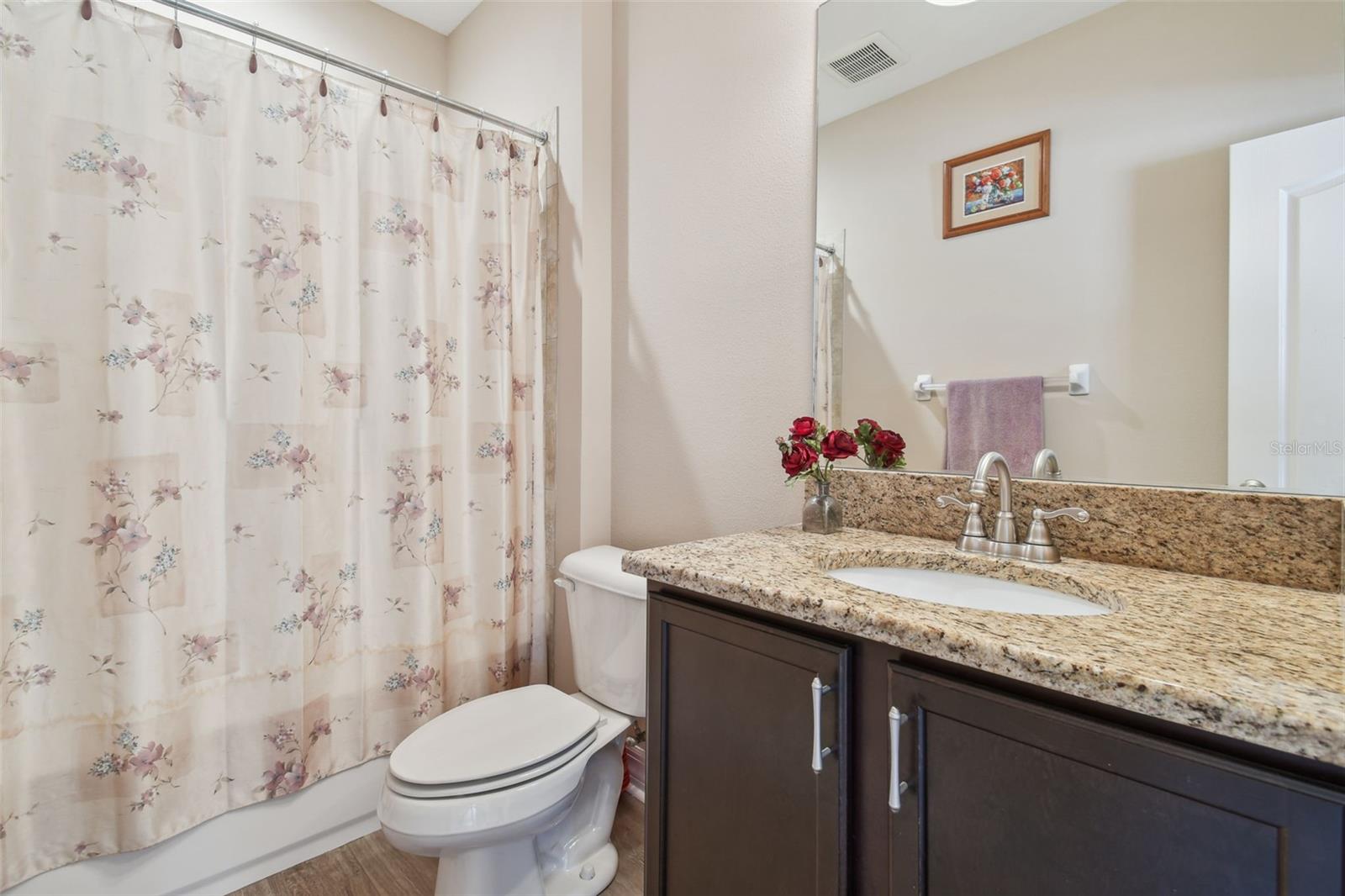 2566 Lake Manor Dr Property Photo 30