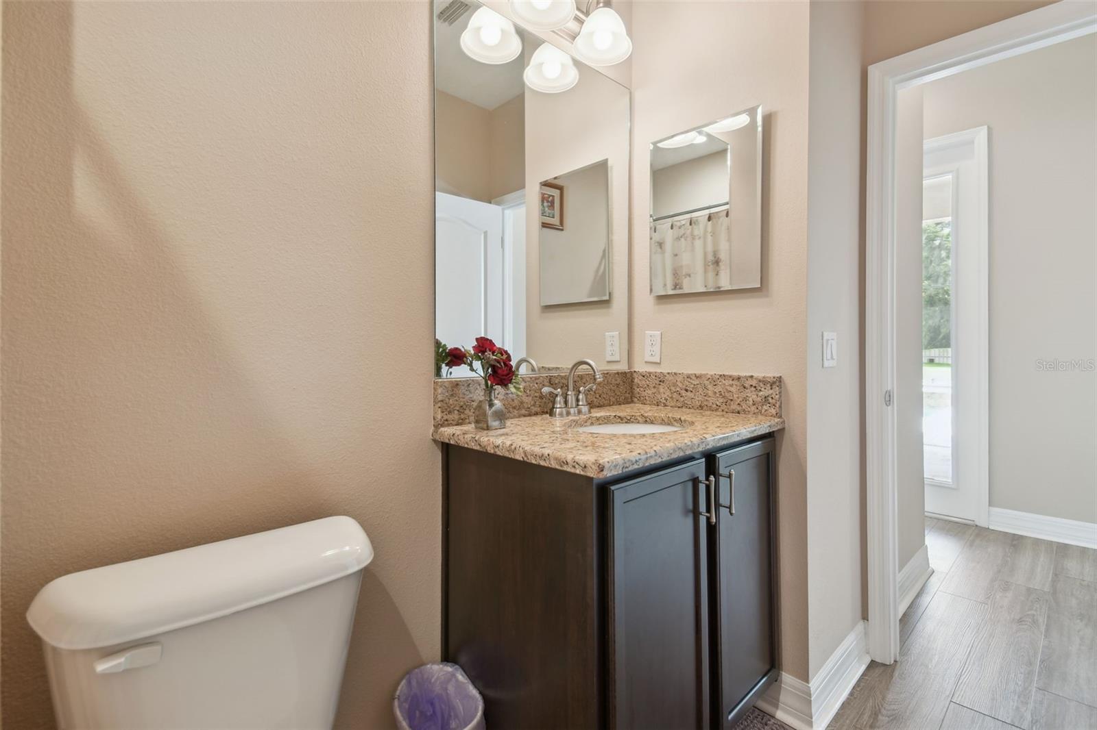 2566 Lake Manor Dr Property Photo 31