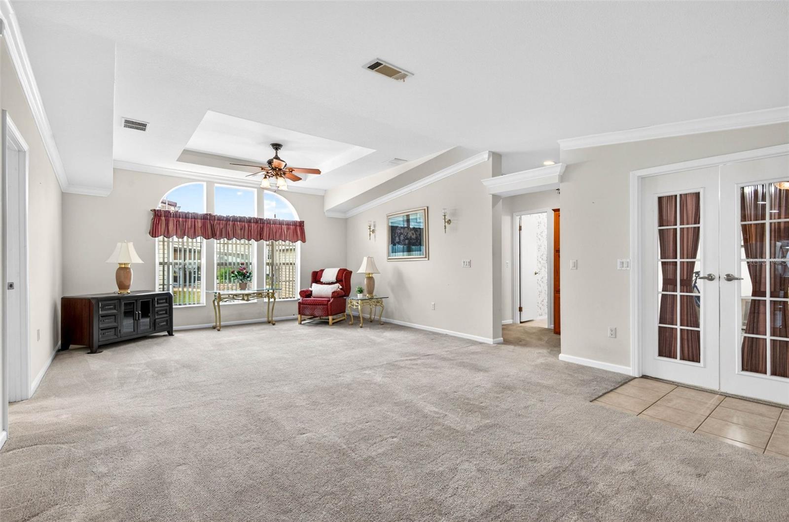 10047 Equity Ave Property Photo 6