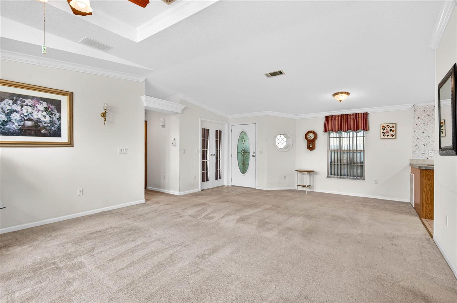 10047 Equity Ave Property Photo 7