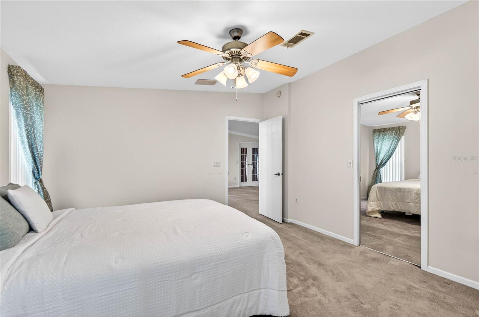 10047 Equity Ave Property Photo 22